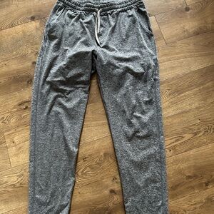 Vuori Ponto Mens Performance Jogger Pants Heathered Gray Medium M sweatpants.
